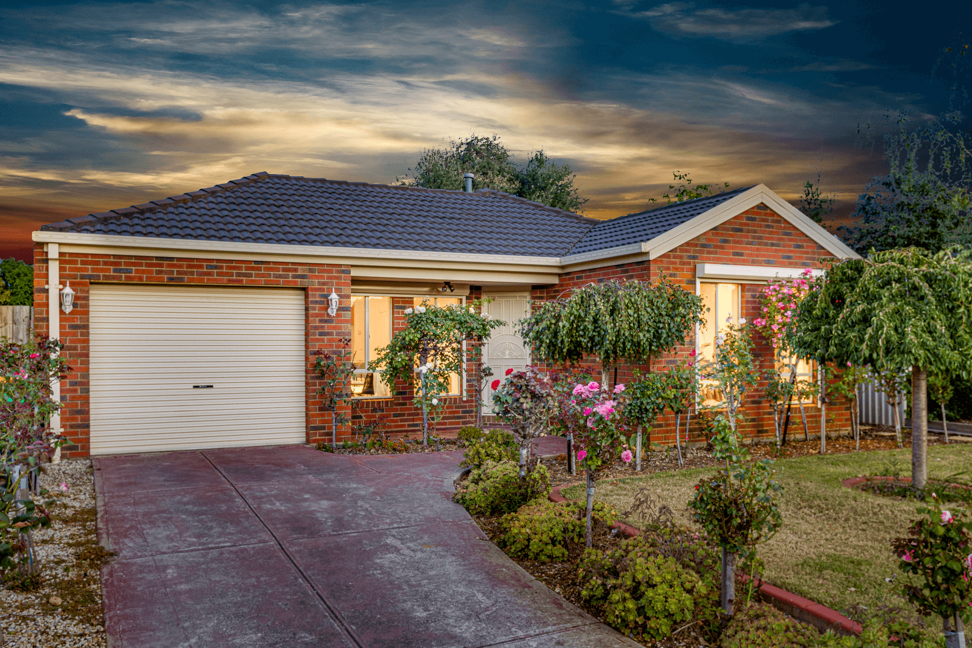 16 Tamborine Way, Caroline Springs, VIC 3023