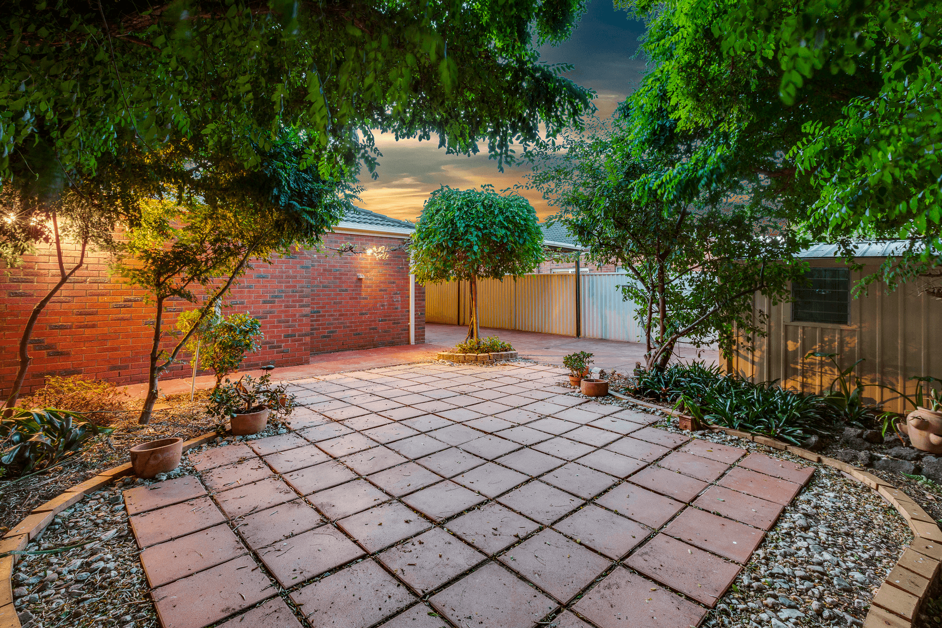 16 Tamborine Way, Caroline Springs, VIC 3023