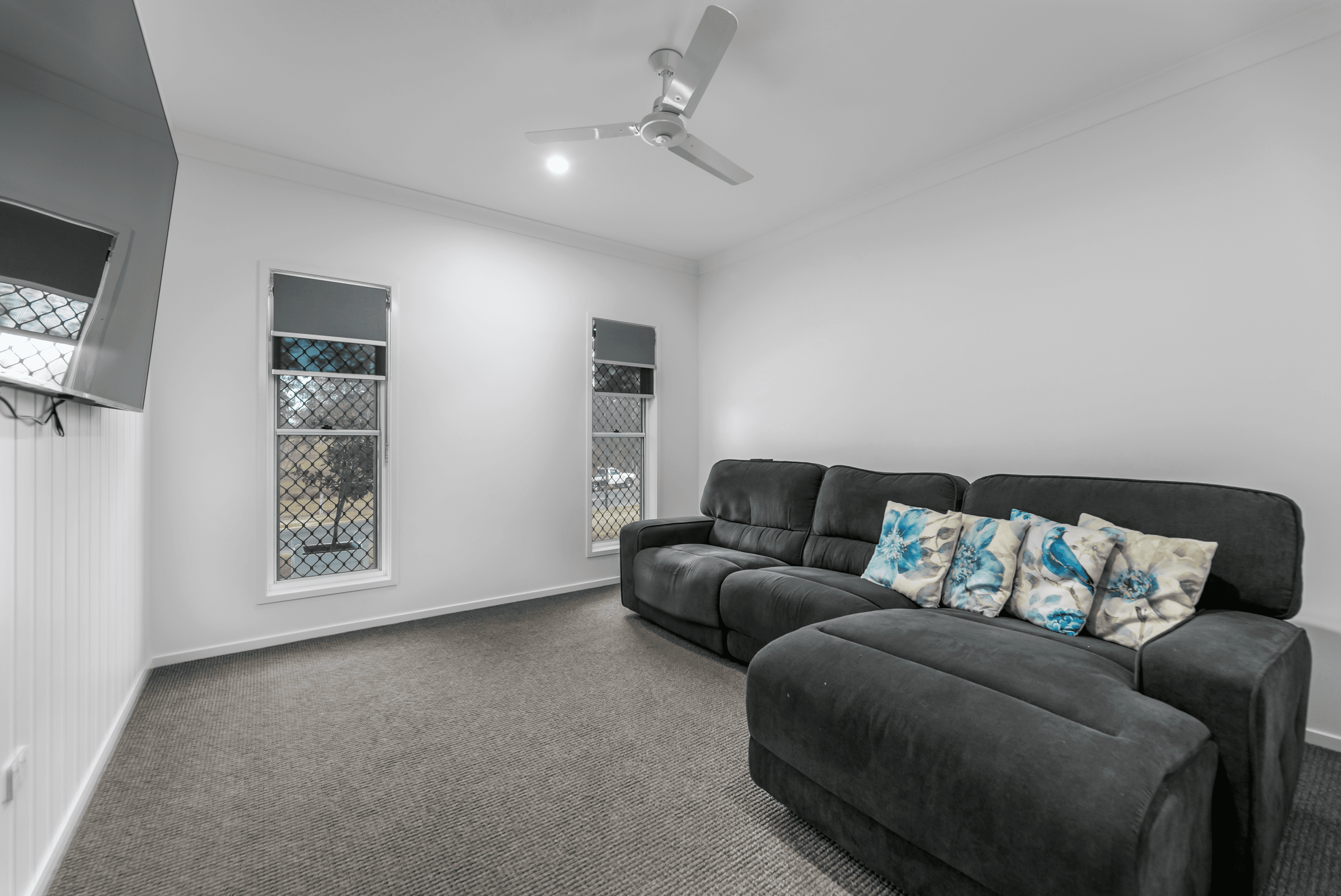 122-126 Kropp Road, WOODFORD, QLD 4514