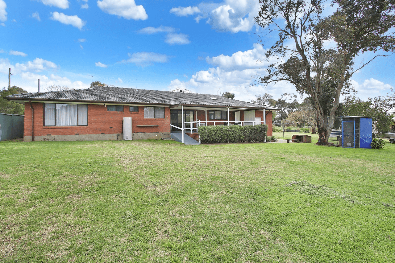 132 Pearce Street, HOWLONG, NSW 2643