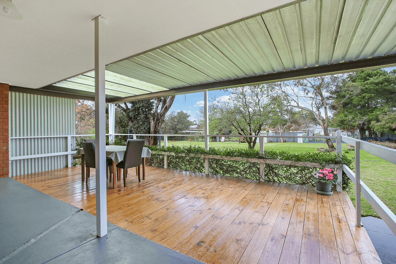 132 Pearce Street, HOWLONG, NSW 2643