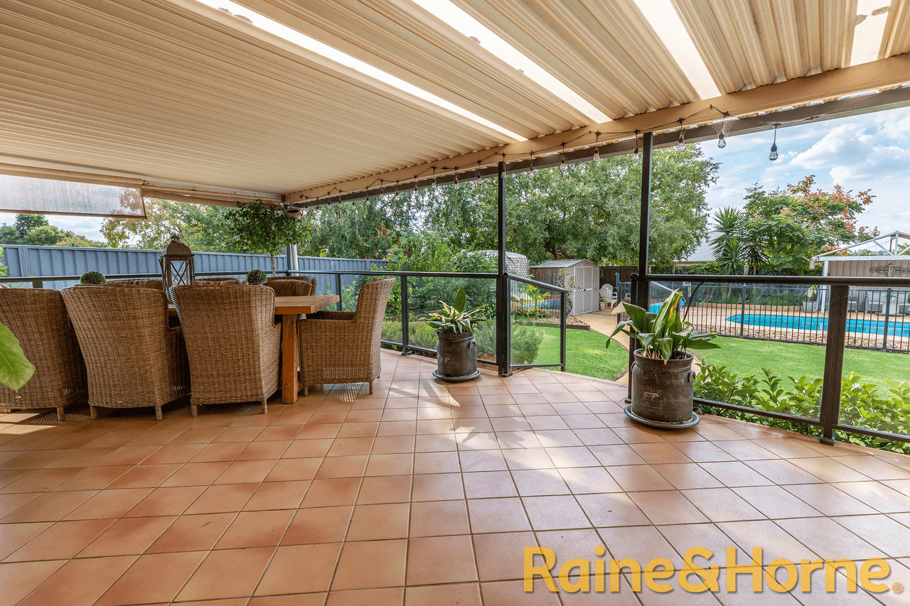 22 Grangewood Drive, DUBBO, NSW 2830