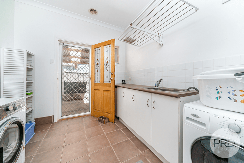 13 Rudd Street, TURVEY PARK, NSW 2650