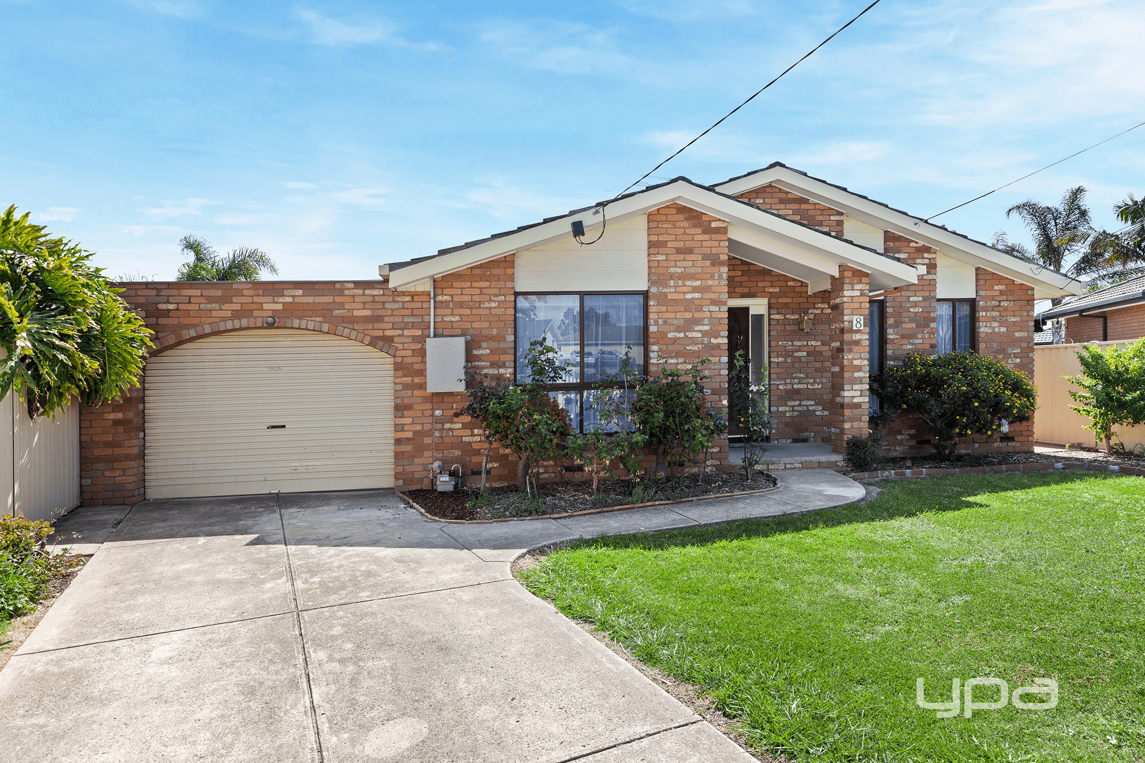 8 Tallerk Court, KINGS PARK, VIC 3021