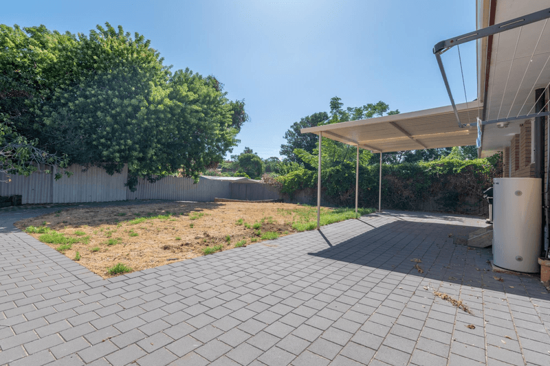 79B Davilak Avenue, HAMILTON HILL, WA 6163