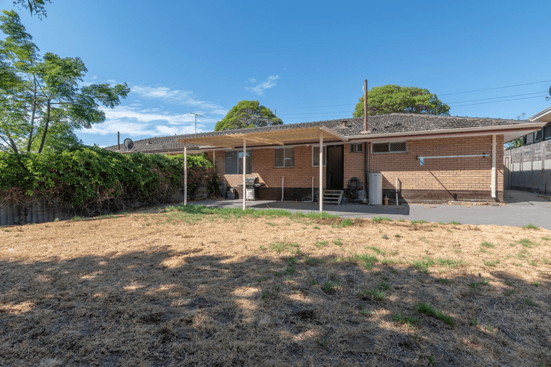 79B Davilak Avenue, HAMILTON HILL, WA 6163