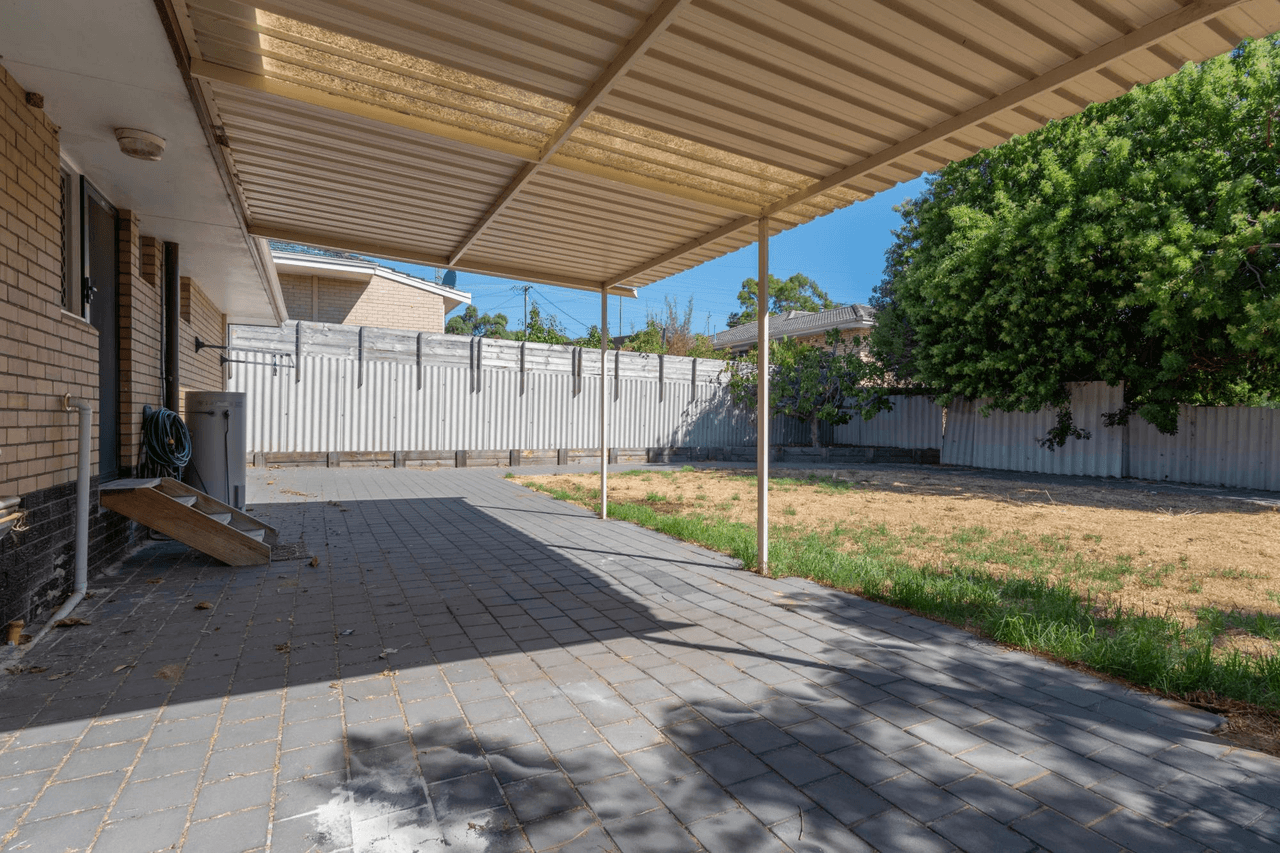 79B Davilak Avenue, HAMILTON HILL, WA 6163