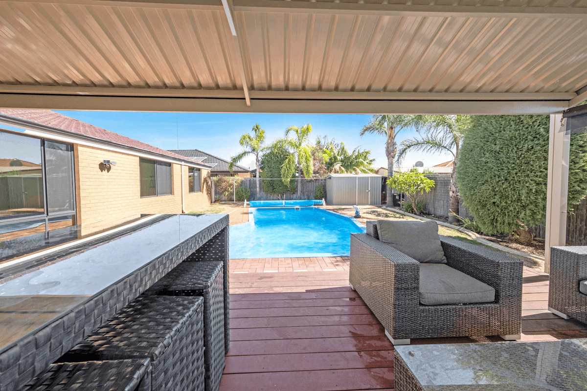 16 Seaforth Drive, HALLS HEAD, WA 6210