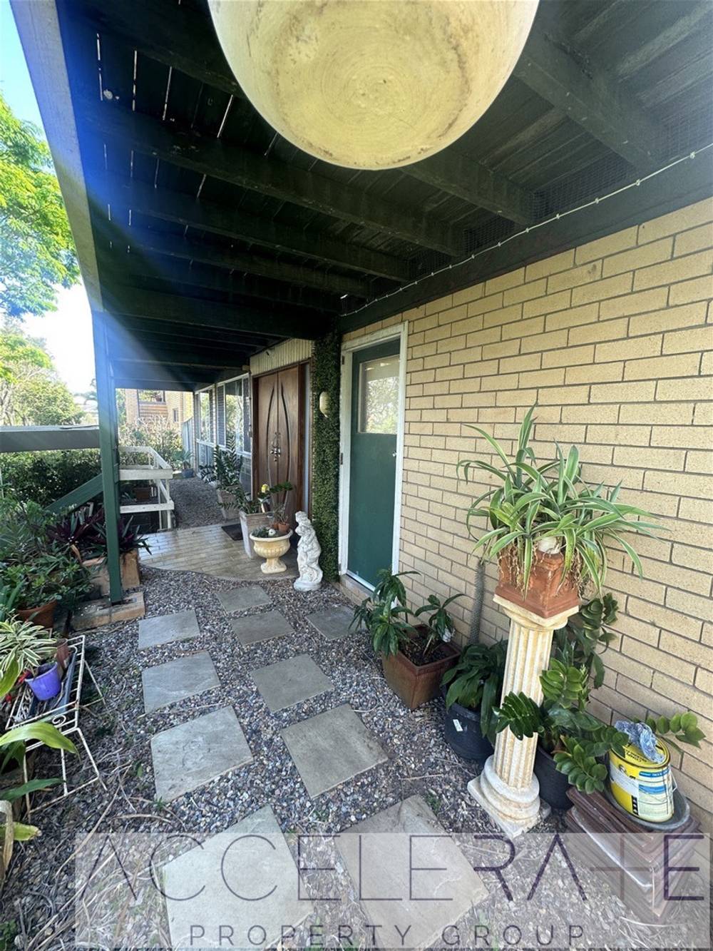 2/33 Spinnaker Street, JAMBOREE HEIGHTS, QLD 4074