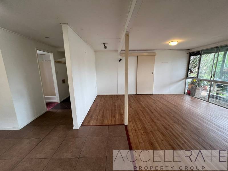 2/33 Spinnaker Street, JAMBOREE HEIGHTS, QLD 4074