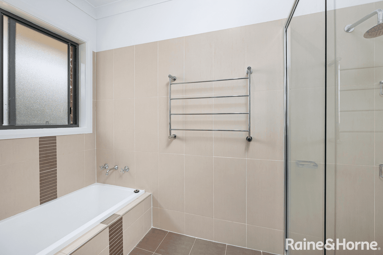 104 Iverach Street, COOLAMON, NSW 2701