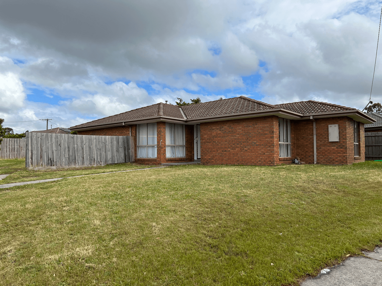 6 Robbins Way, HAMPTON PARK, VIC 3976
