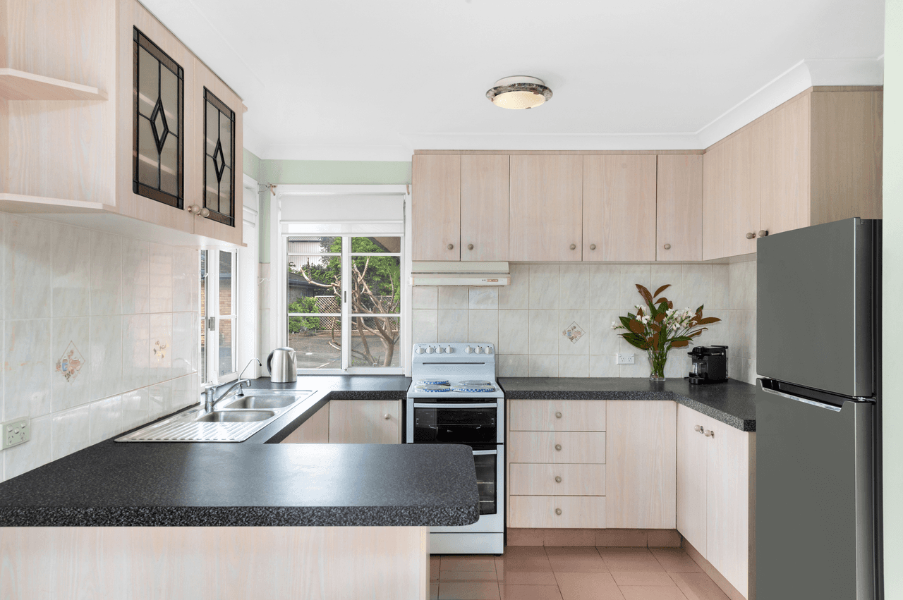 2/3 Florence Street, TOWRADGI, NSW 2518