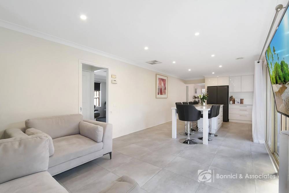 12 Whernside Drive, Wodonga, VIC 3690
