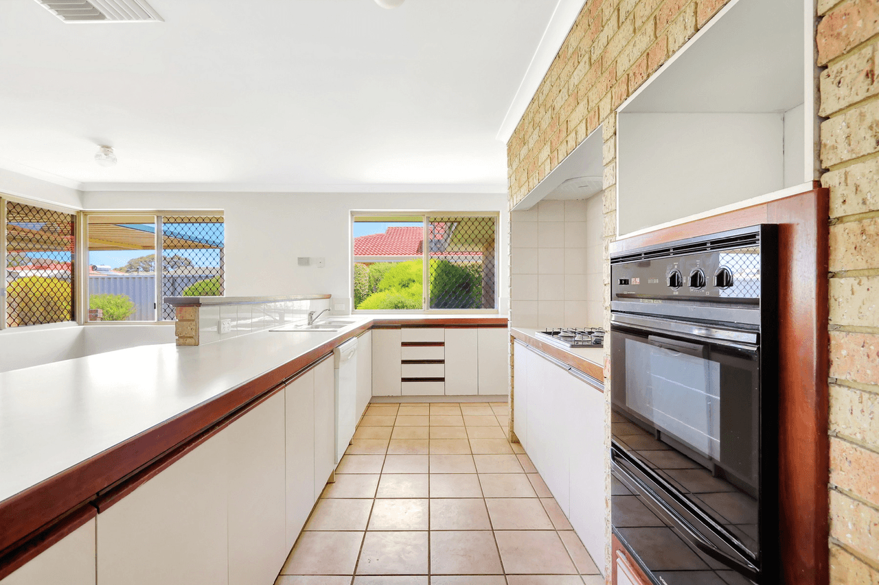 78 Leeuwin Parade, Rockingham, WA 6168