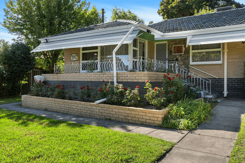 55 Sampson Road, LESMURDIE, WA 6076