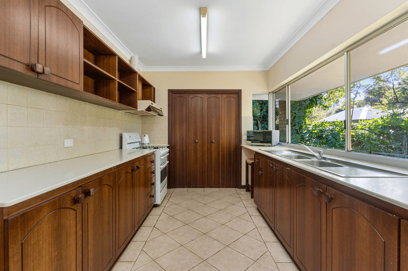 55 Sampson Road, LESMURDIE, WA 6076