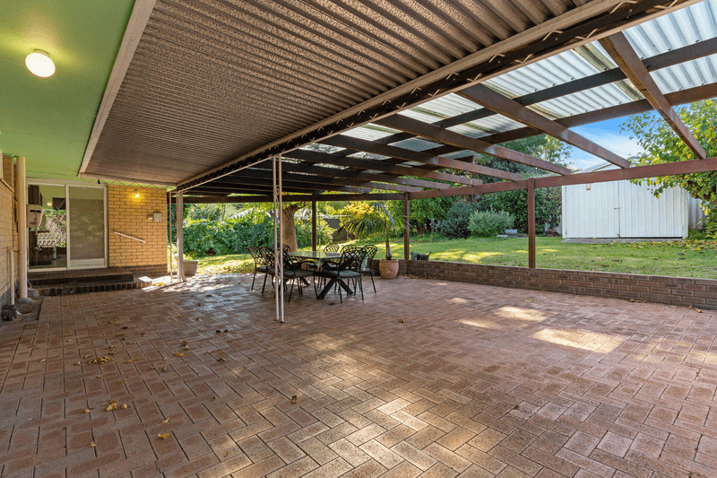 55 Sampson Road, LESMURDIE, WA 6076