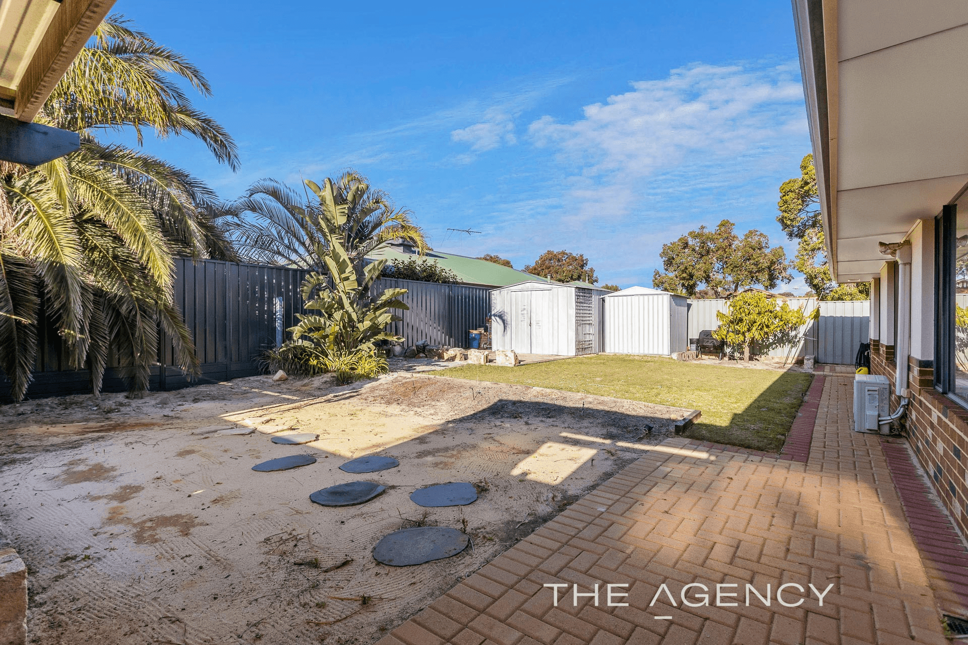 26 Combewood Loop, Carramar, WA 6031