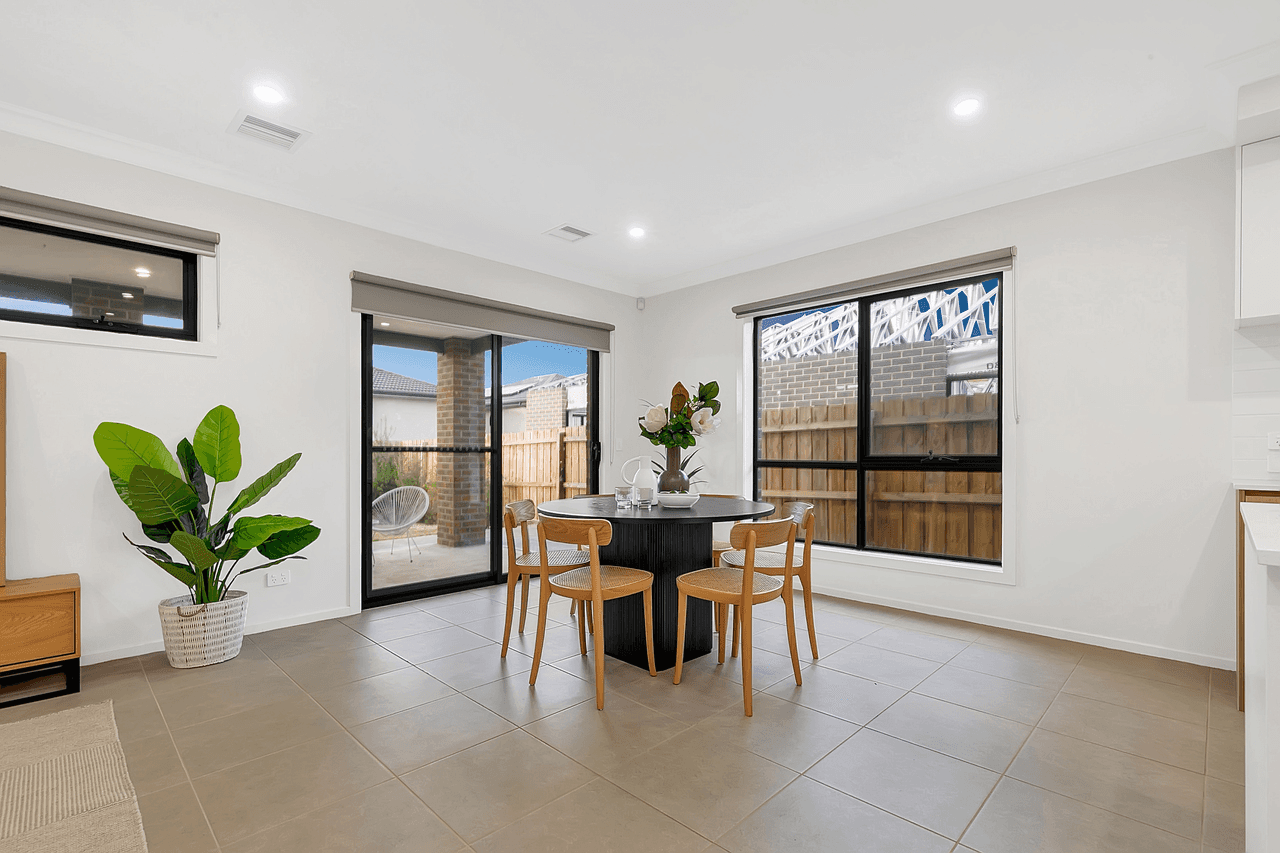 16 Asplin Circuit, MERNDA, VIC 3754