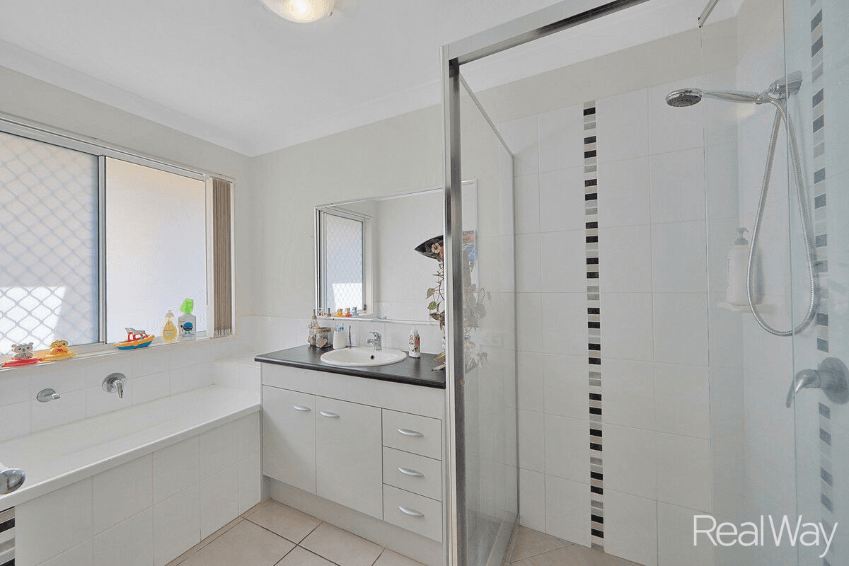 11 Zac Street, Kalkie, QLD 4670