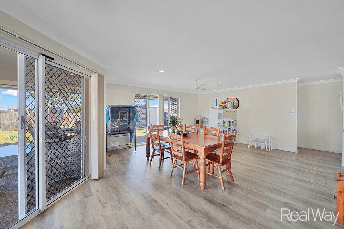 11 Zac Street, Kalkie, QLD 4670