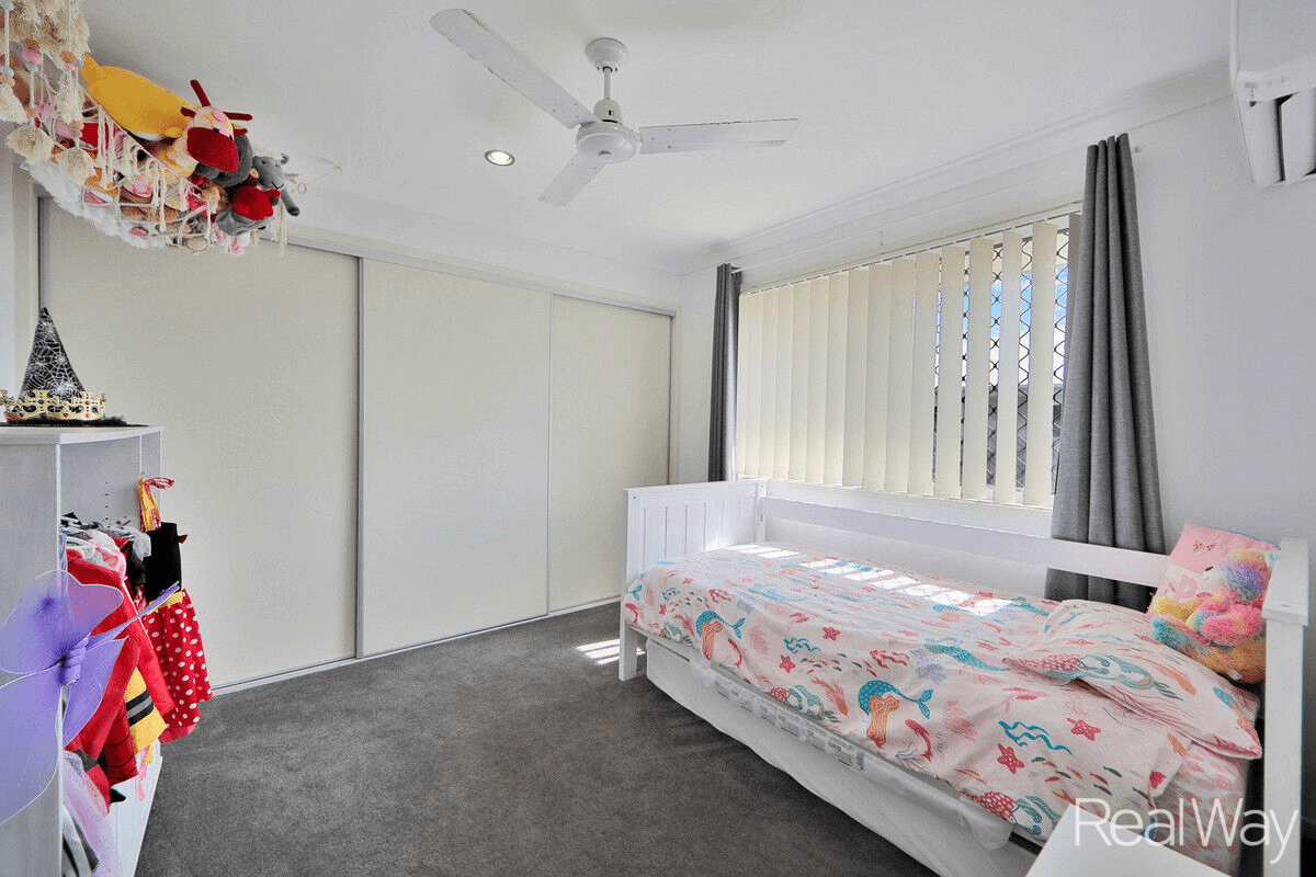 11 Zac Street, Kalkie, QLD 4670