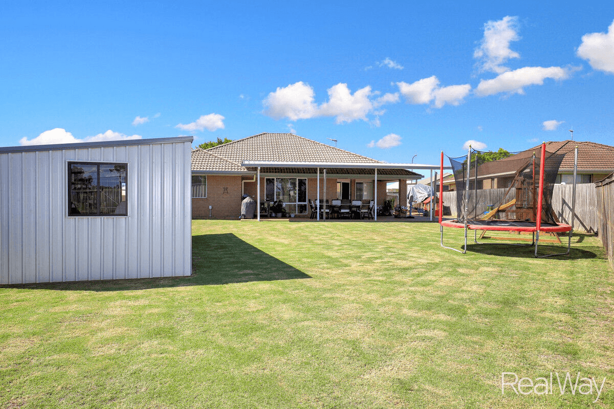 11 Zac Street, Kalkie, QLD 4670