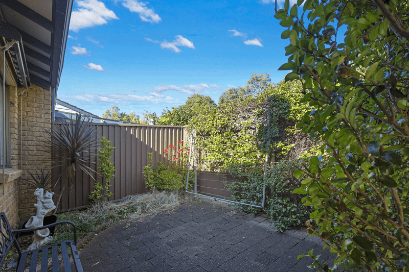 14/31 Fiona Street, POINT CLARE, NSW 2250