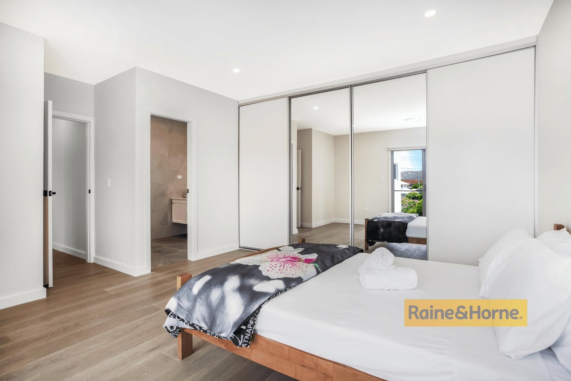 1/223 Booker Bay Road, BOOKER BAY, NSW 2257