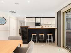 6 Favaro Place, Hillside, VIC 3037