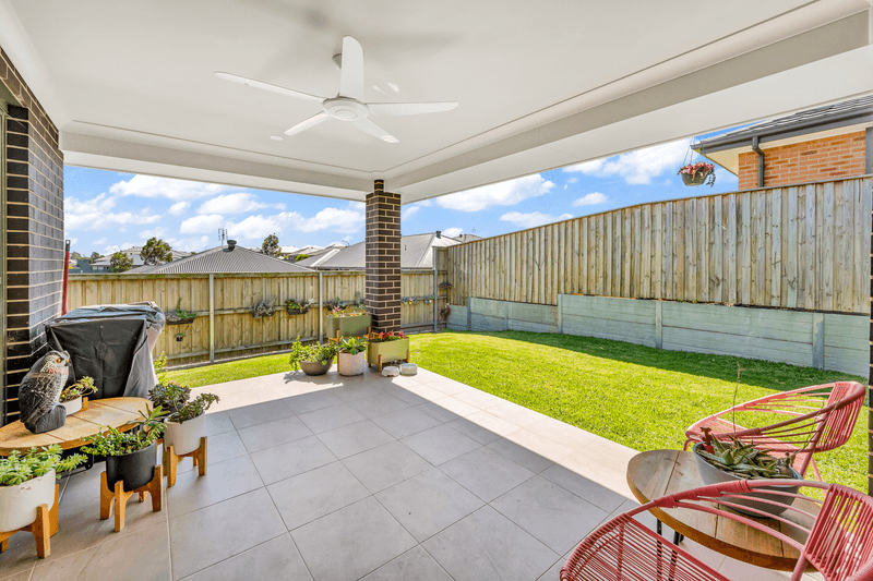 8 Banyan Street, GILLIESTON HEIGHTS, NSW 2321