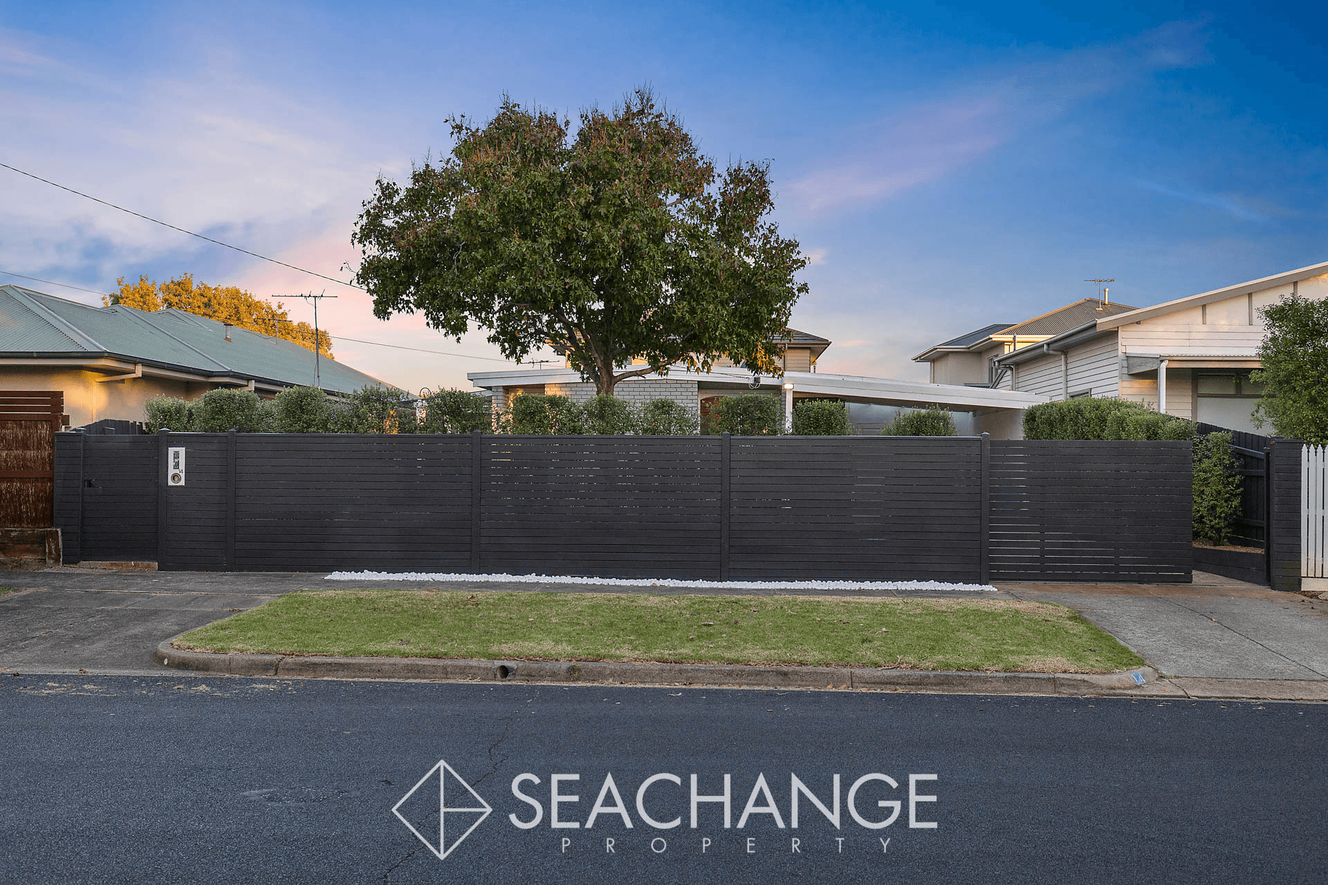 14 Adelaide Street, MORNINGTON, VIC 3931