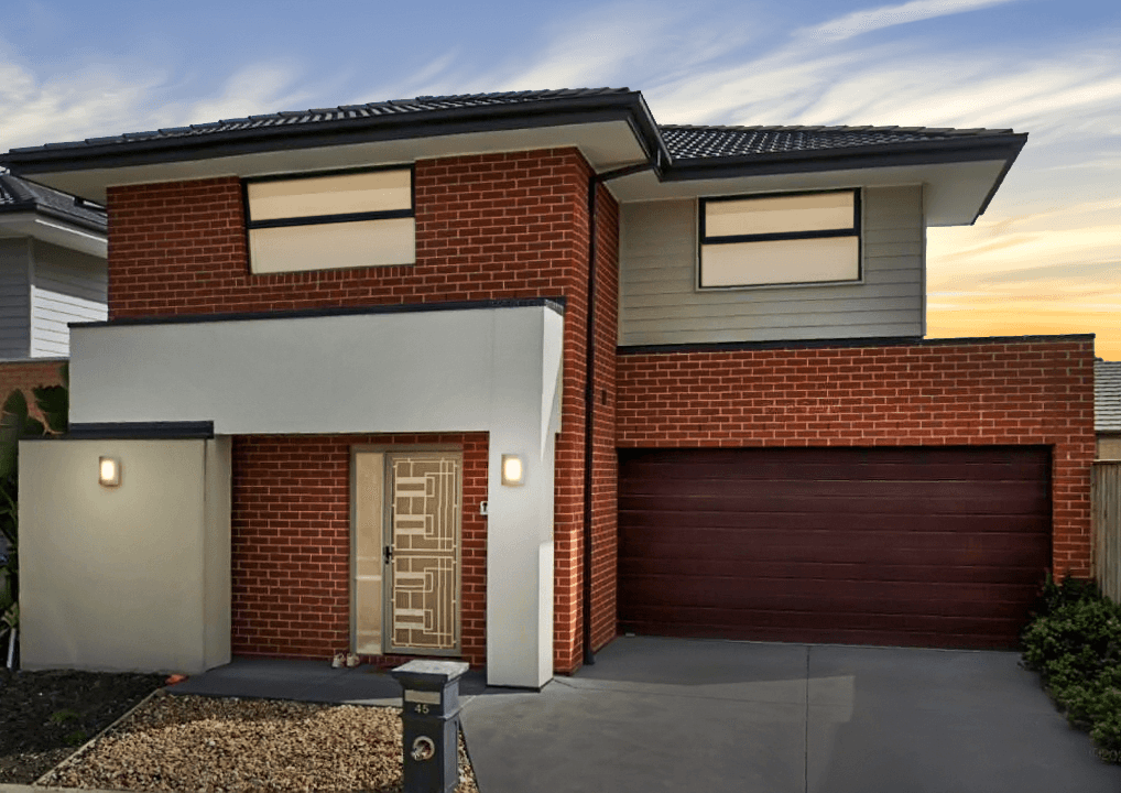 45 Royaloak Crescent, CRANBOURNE EAST, VIC 3977