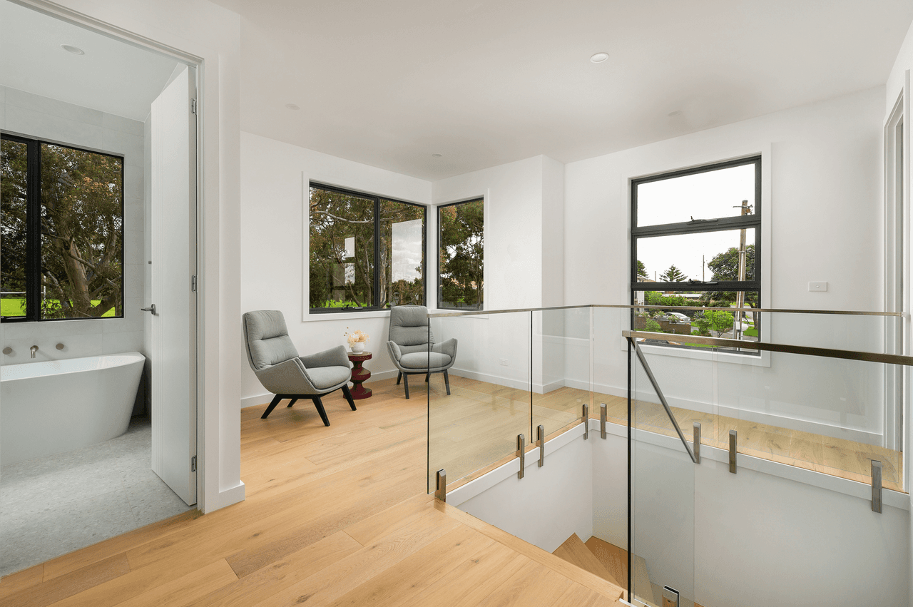 1 /4 Berringa Court, BUNDOORA, VIC 3083