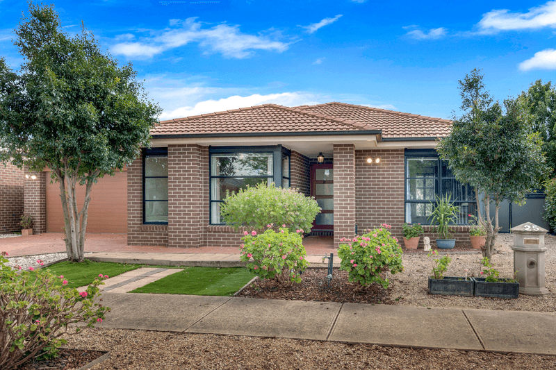 25 Fairhaven Boulevard, Craigieburn, VIC 3064