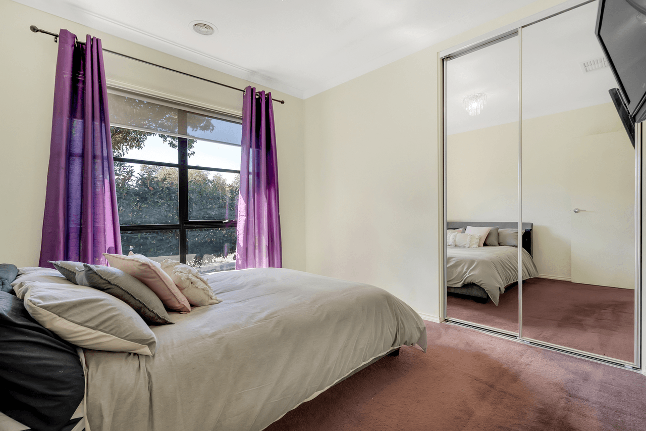 25 Fairhaven Boulevard, Craigieburn, VIC 3064