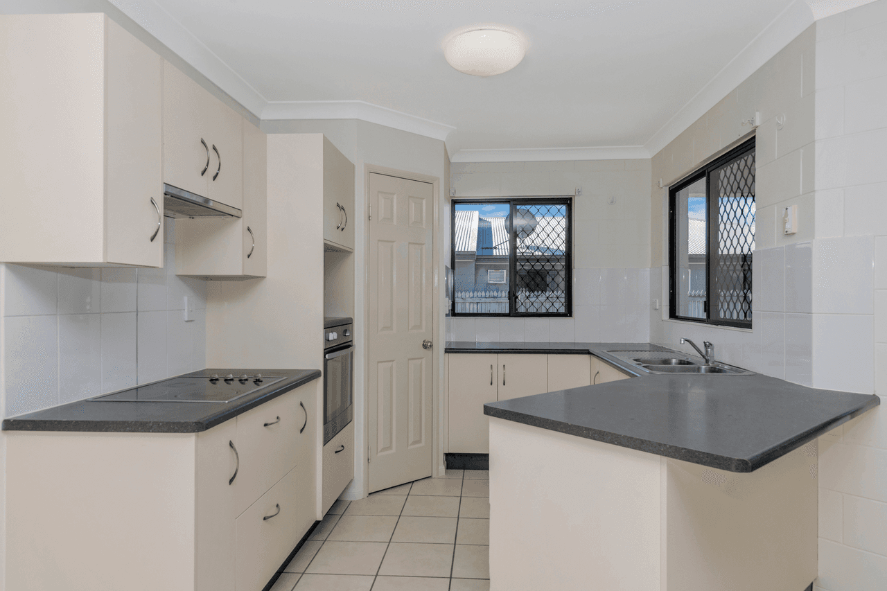 40 Brenton Circuit, DEERAGUN, QLD 4818