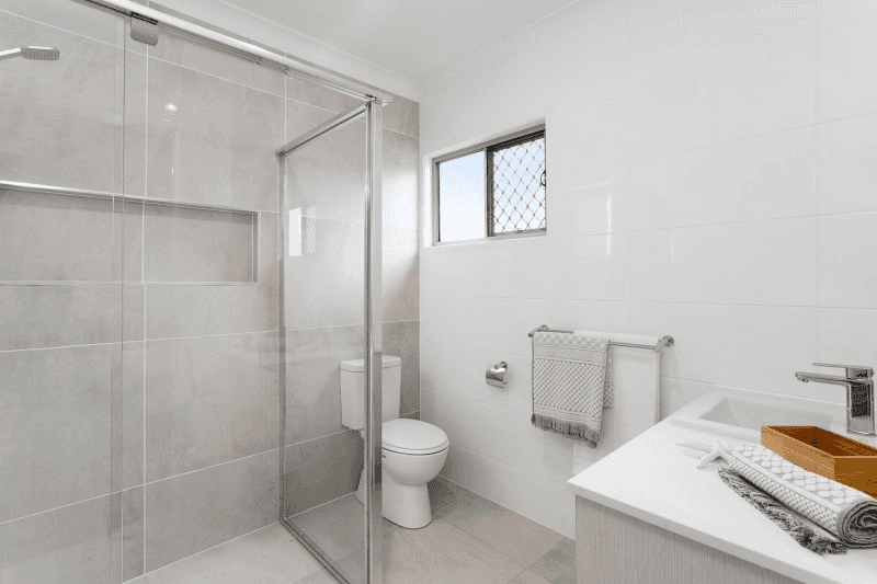 5 Third Avenue, Scarborough, QLD 4020