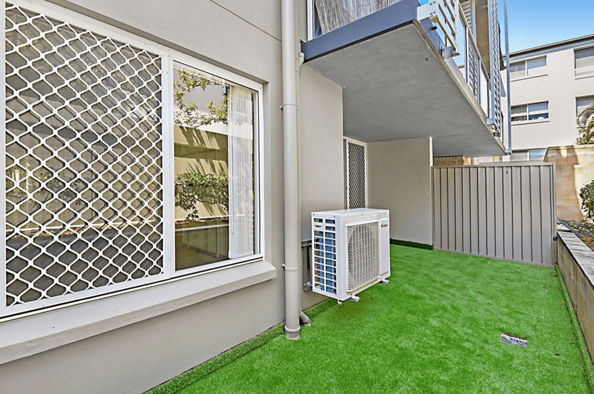 102a/96 High Street, Southport, QLD 4215