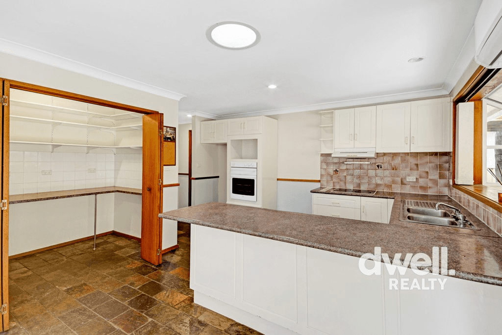 303 THE PARK DRIVE, SANCTUARY POINT, NSW 2540