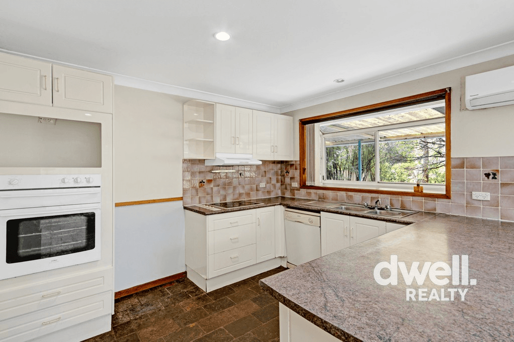 303 THE PARK DRIVE, SANCTUARY POINT, NSW 2540