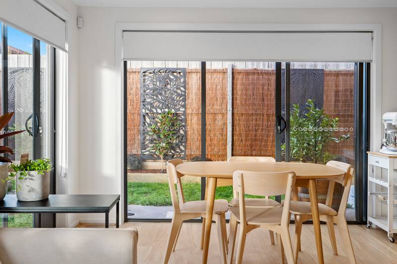 4/16 Adele Avenue, FERNTREE GULLY, VIC 3156