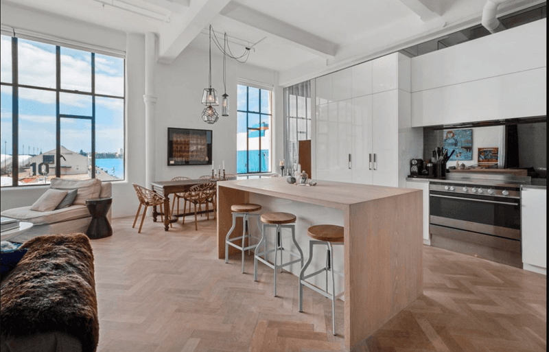 10 First Street, RIVERVALE, WA 6108