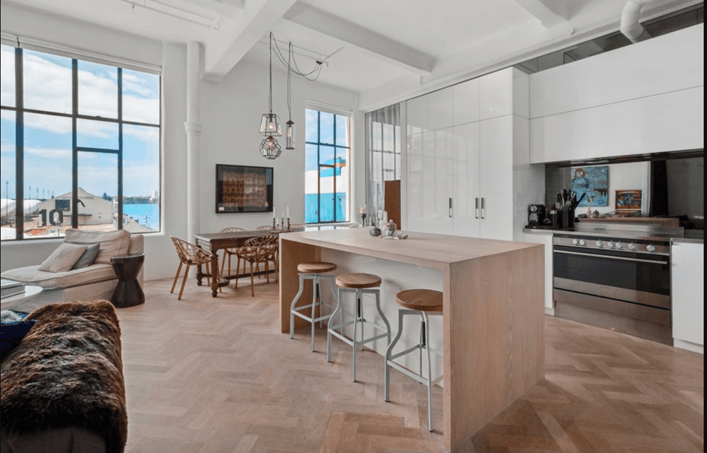 10 First Street, RIVERVALE, WA 6108