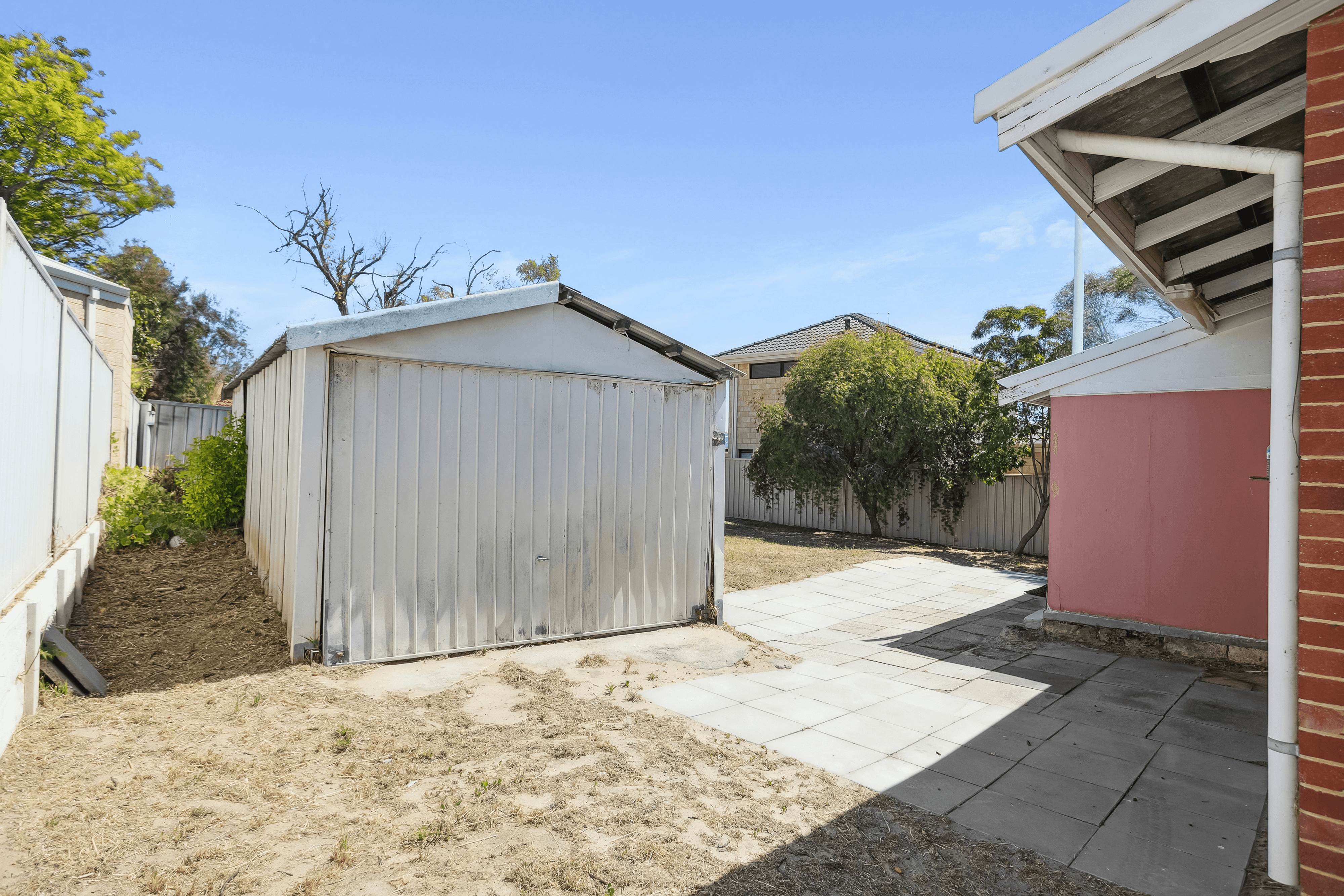 6 Eastbourne Crescent, Nollamara, WA 6061