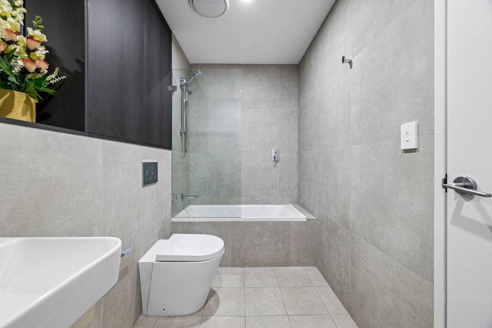 810/2 Lord Sheffield Circuit, Penrith, NSW 2750
