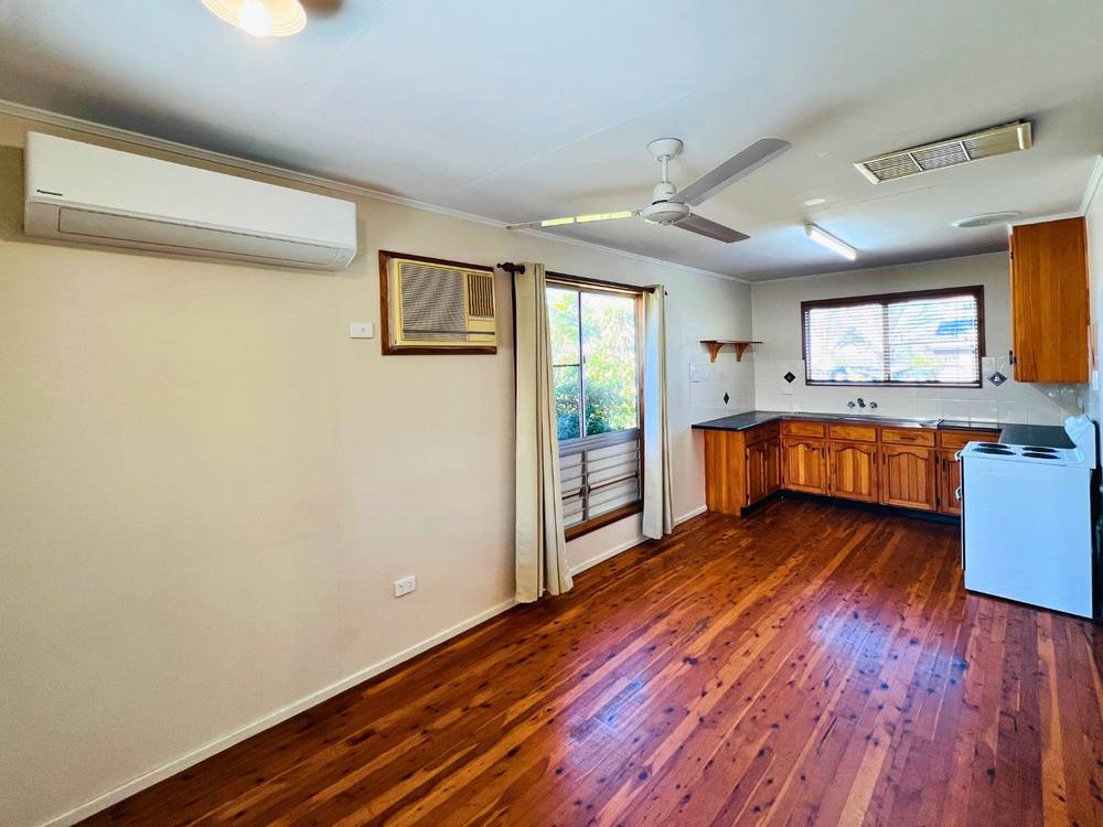 12 Fraser Street, MORANBAH, QLD 4744