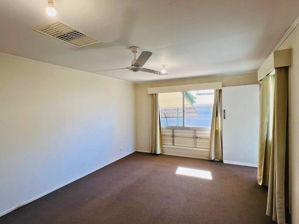 12 Fraser Street, MORANBAH, QLD 4744