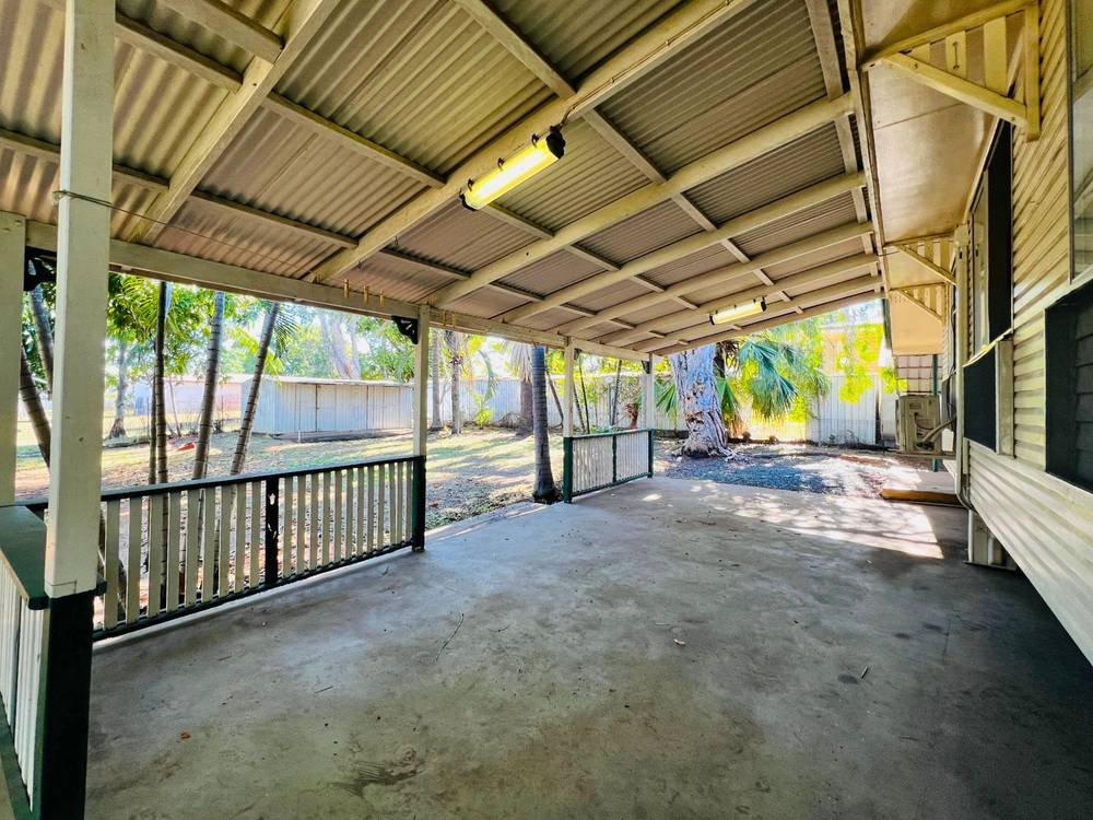 12 Fraser Street, MORANBAH, QLD 4744
